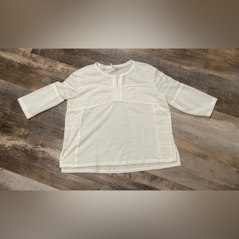 Live well lifestyle White Textured 3/4 Long Sleeve Top